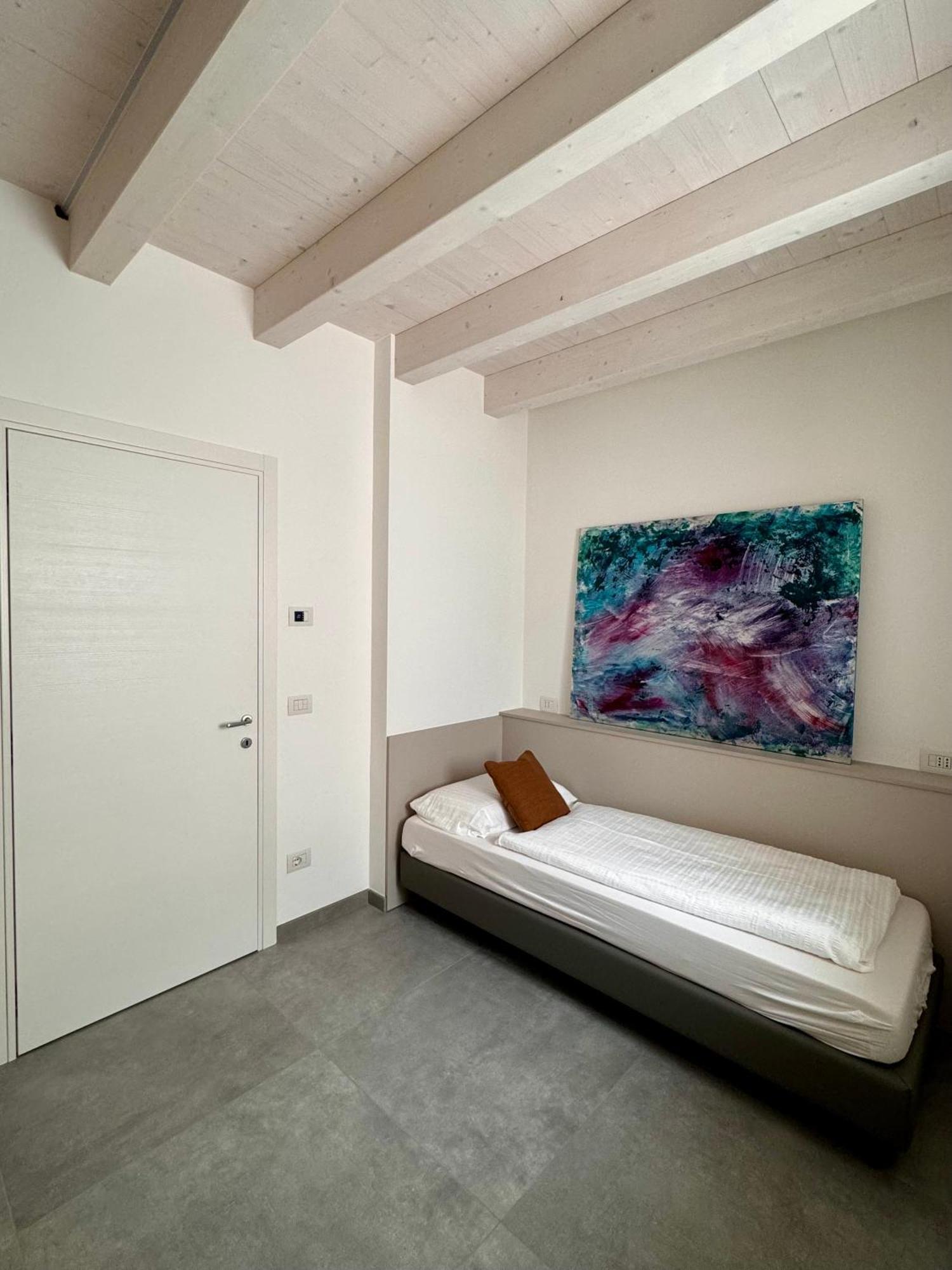 Eco Garda Hill Apartment เทนโน ภายนอก รูปภาพ