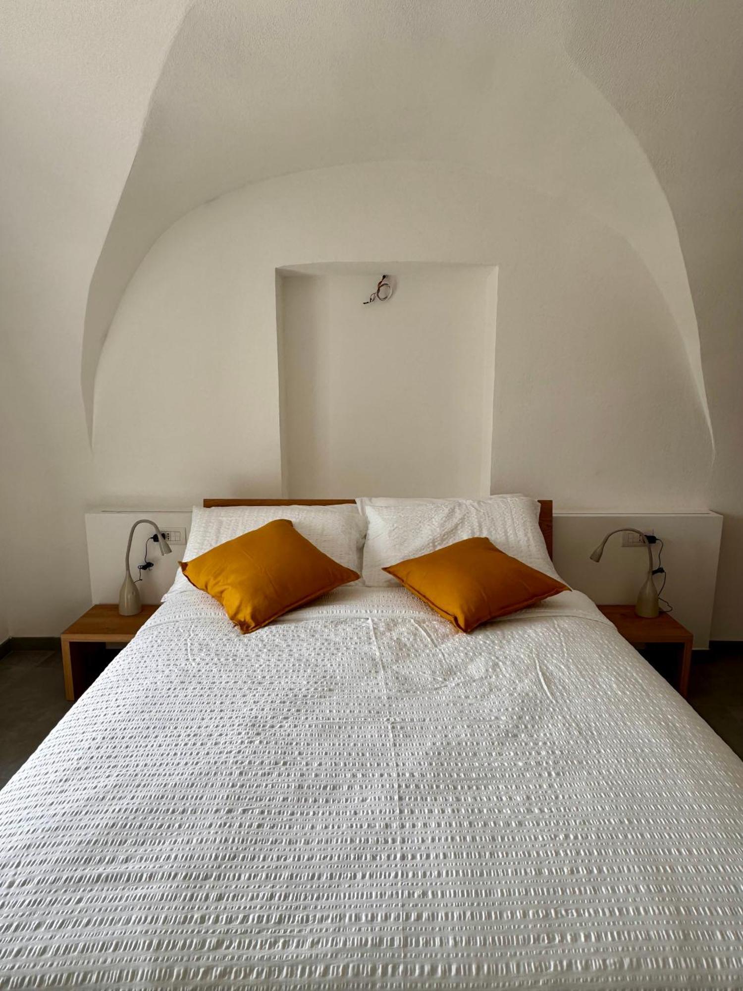 Eco Garda Hill Apartment เทนโน ภายนอก รูปภาพ