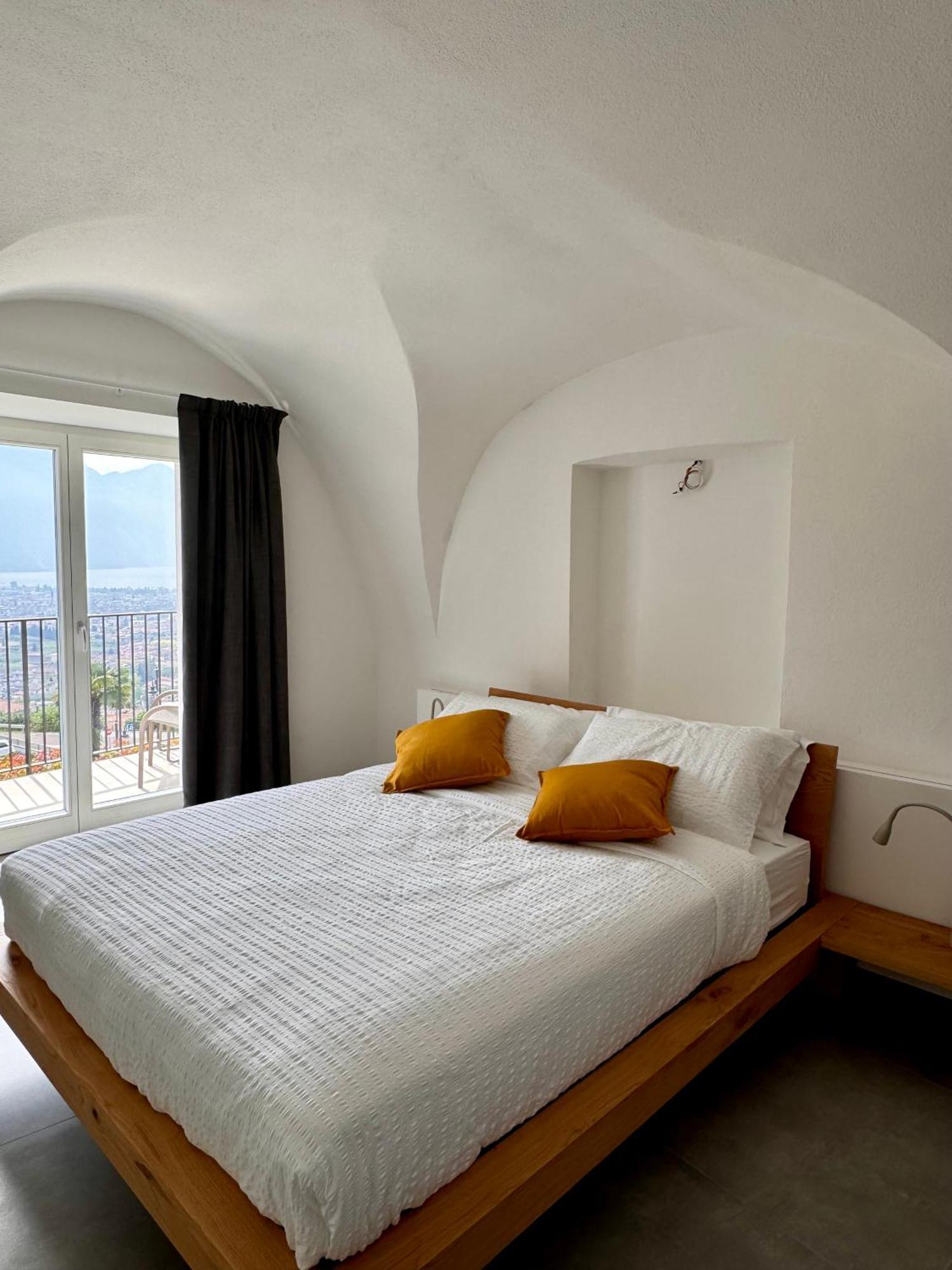 Eco Garda Hill Apartment เทนโน ภายนอก รูปภาพ